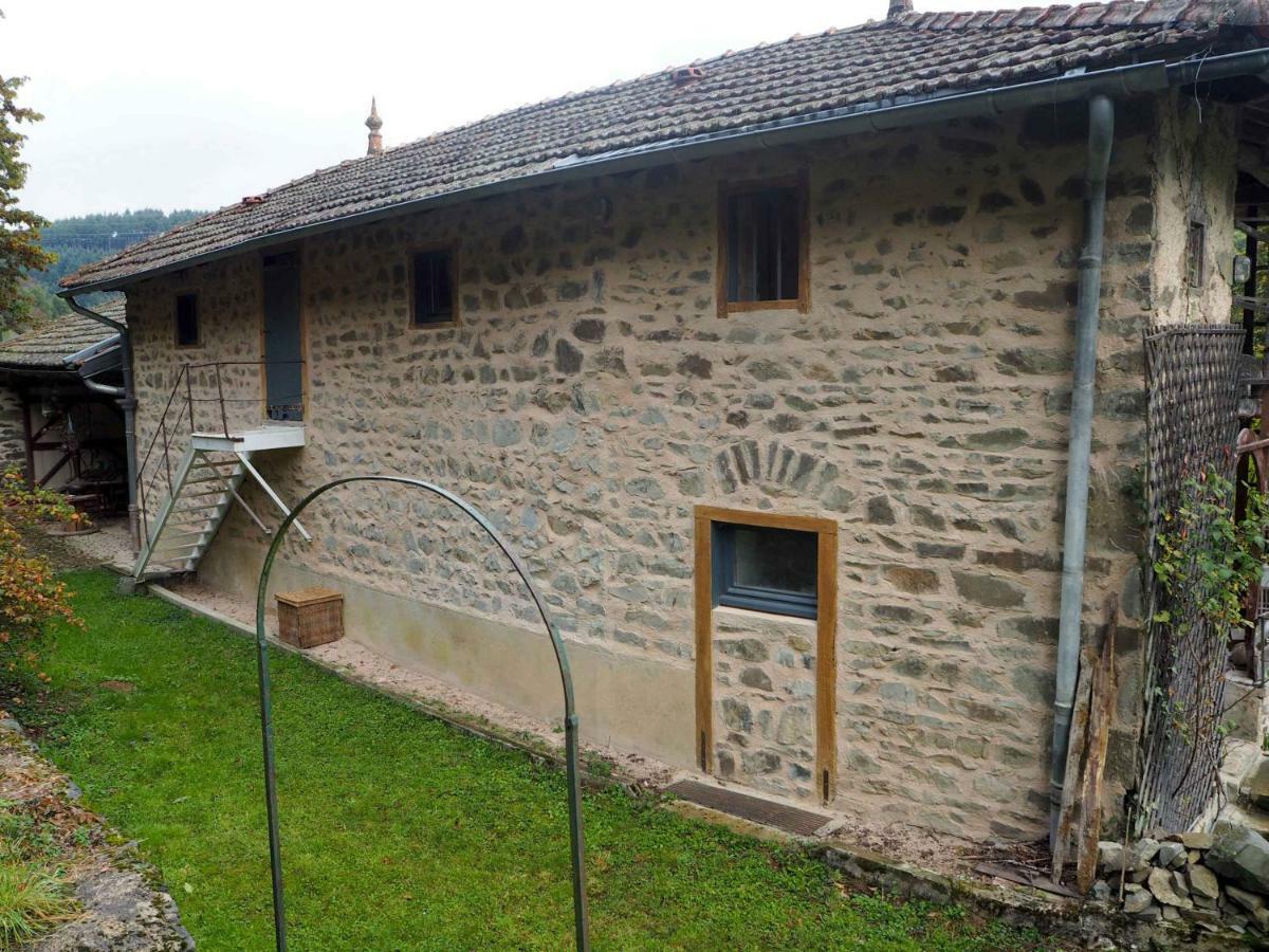 Le Chatel En Beaujolais Valsonne Kültér fotó