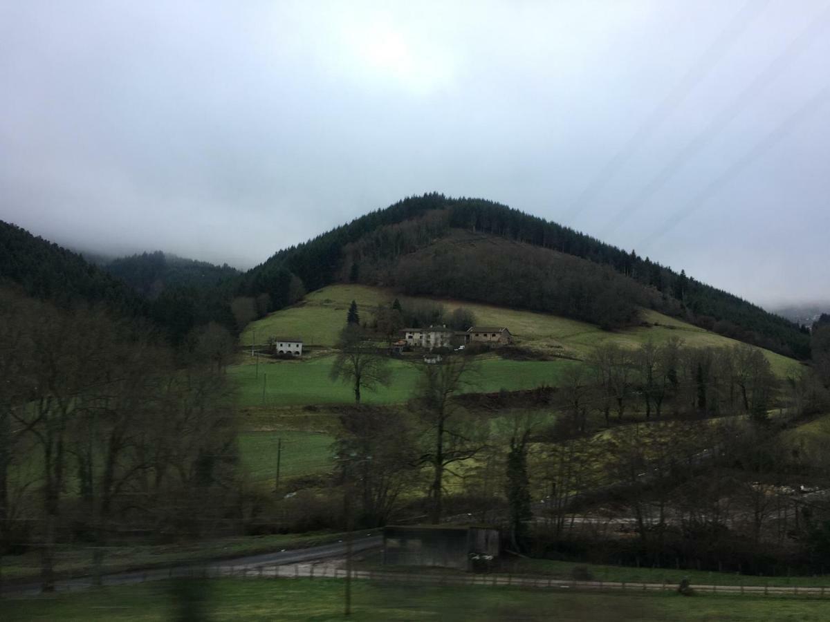 Le Chatel En Beaujolais Valsonne Kültér fotó