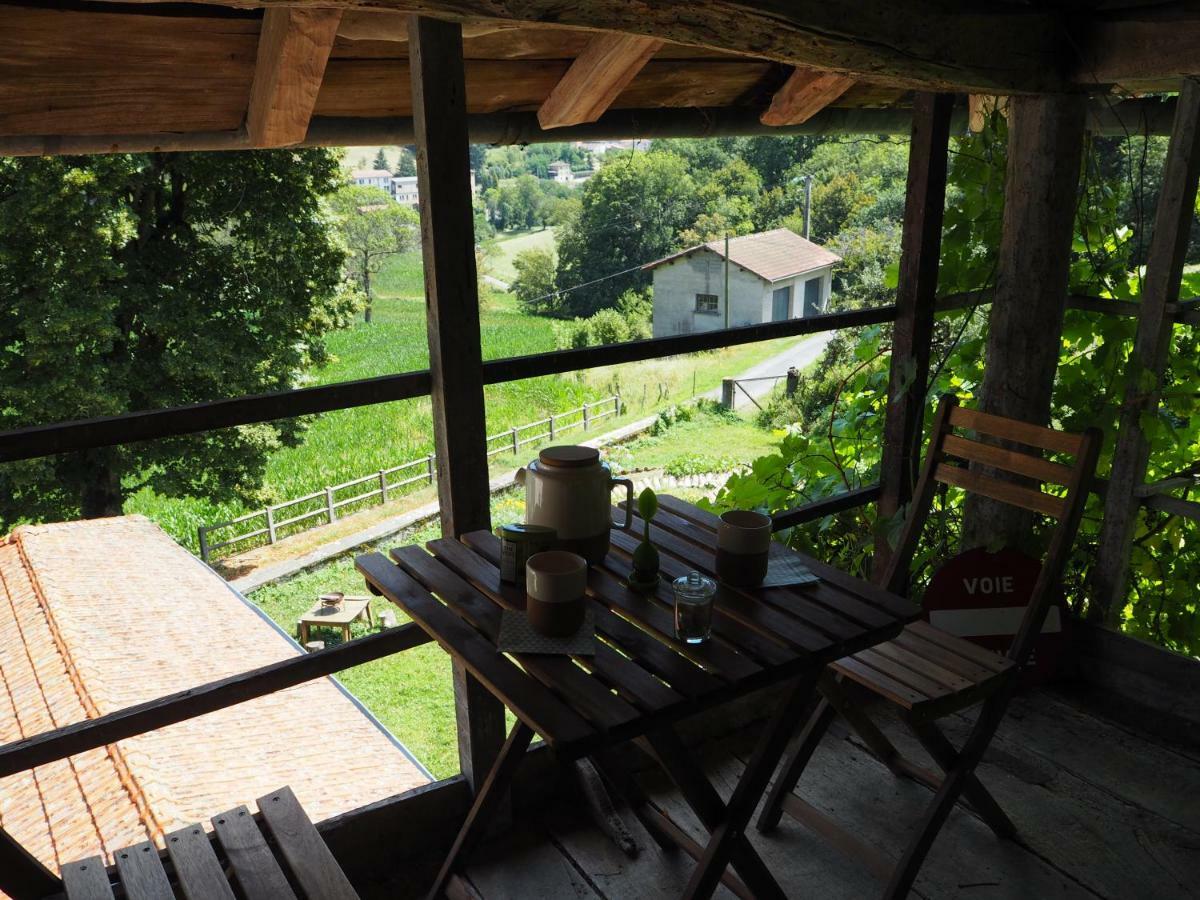 Le Chatel En Beaujolais Valsonne Kültér fotó