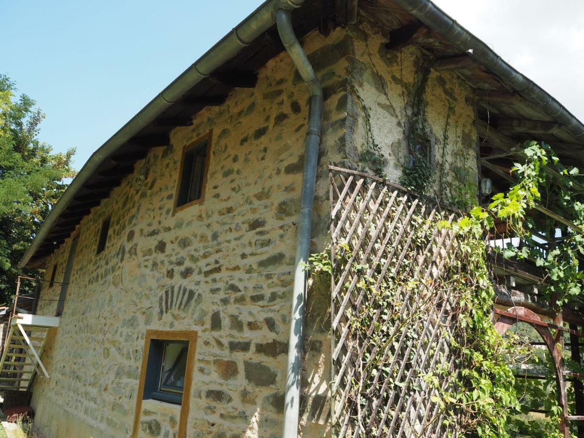 Le Chatel En Beaujolais Valsonne Kültér fotó